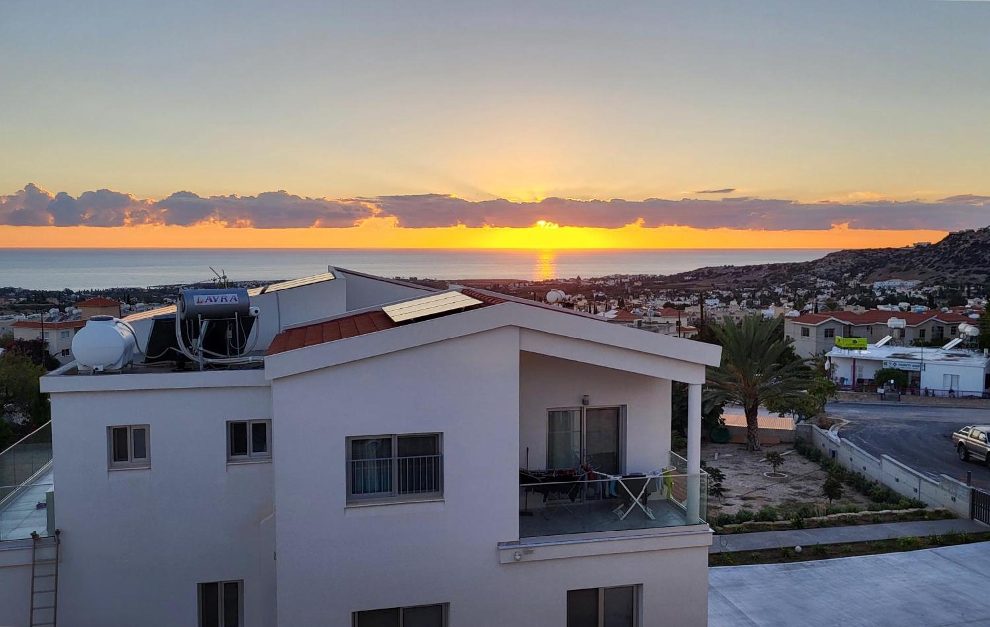 Calm Seaview Nest In Peyia Apartment Exterior photo